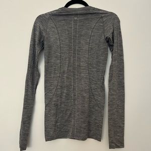 Lululemon // Swiftly Tech Long Sleeve Shirt